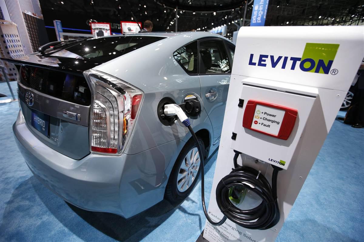 les-nine-causes-de-s-paration-d-un-duo-gq-latest-cars